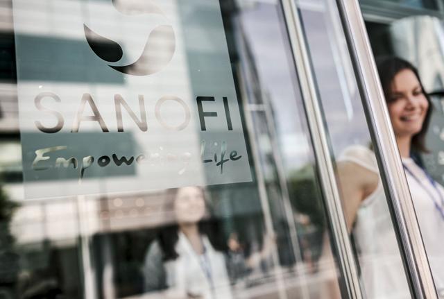 Sanofi tratta la vendita del 50% di Opella per 16 miliardi di euro, titolo giù in Borsa