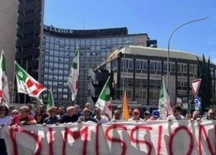 Caso De Angelis, il Pd romano in sit-in alla Regione Lazio chiede “dimissioni”