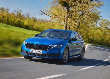 Škoda nuova Octavia: nuovo design, tecnologia AI e motori efficienti