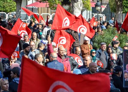 Ue, la Tunisia sul tavolo dei vertici: preoccupa la crisi migranti