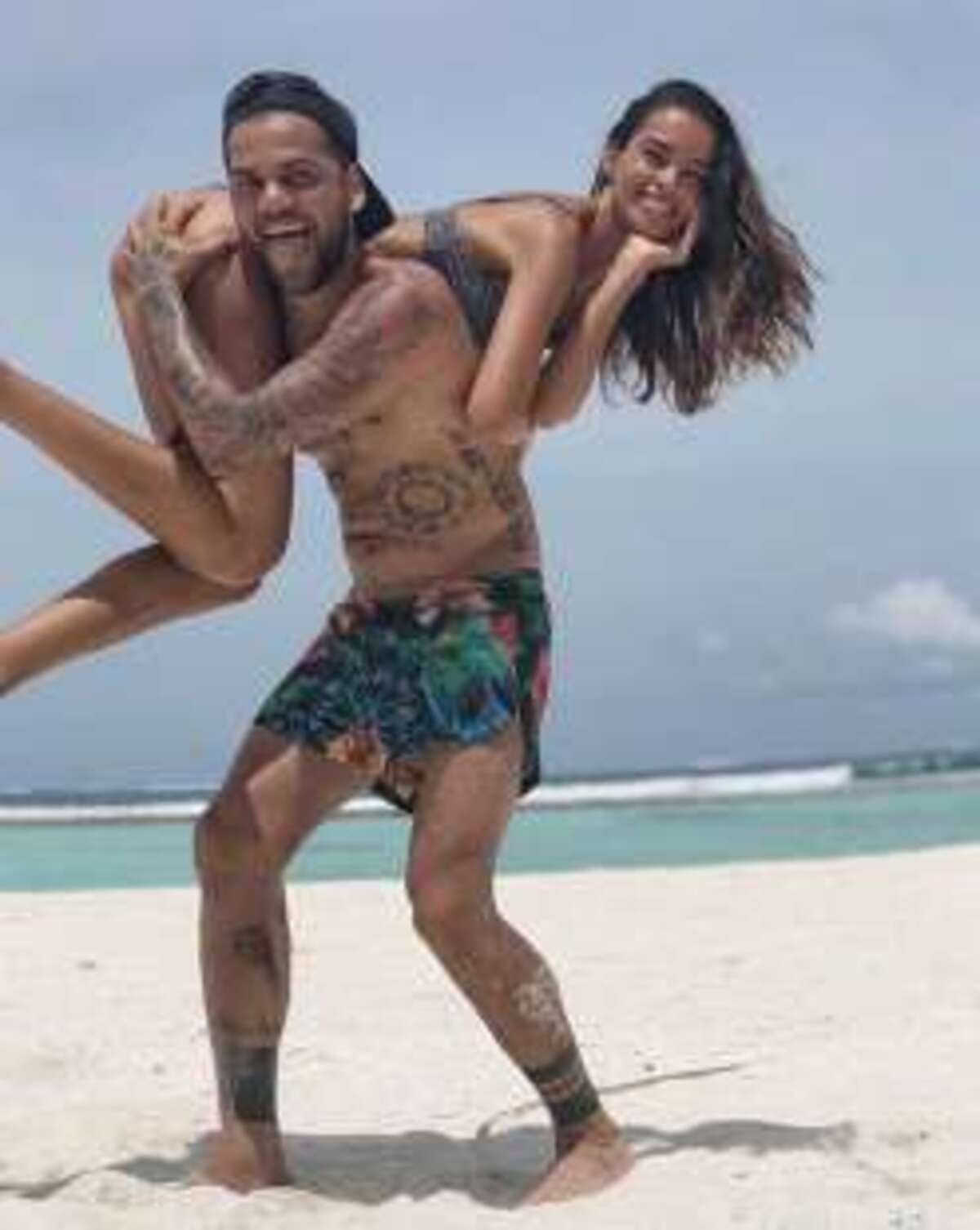 Dani Alves e Joana Sanz