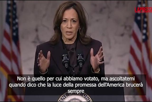 Kamala Harris dopo la sconfitta elettorale: "Orgogliosa della nostra corsa, oggi il mio cuore è pieno"