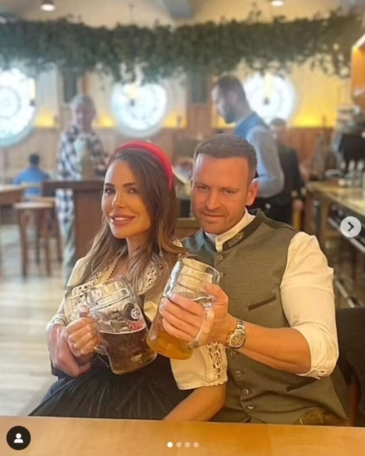 Ilary Blasi Oktoberfest