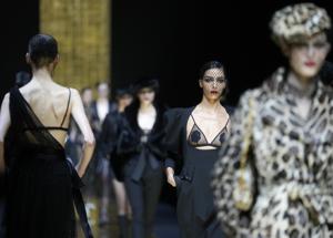 Milano si accende con la Fashion Week, un giro d'affari di 185 milioni nel 2025: salgono anche i prezzi degli affitti brevi