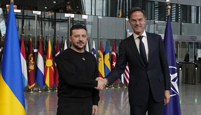 Zelensky e Rutte