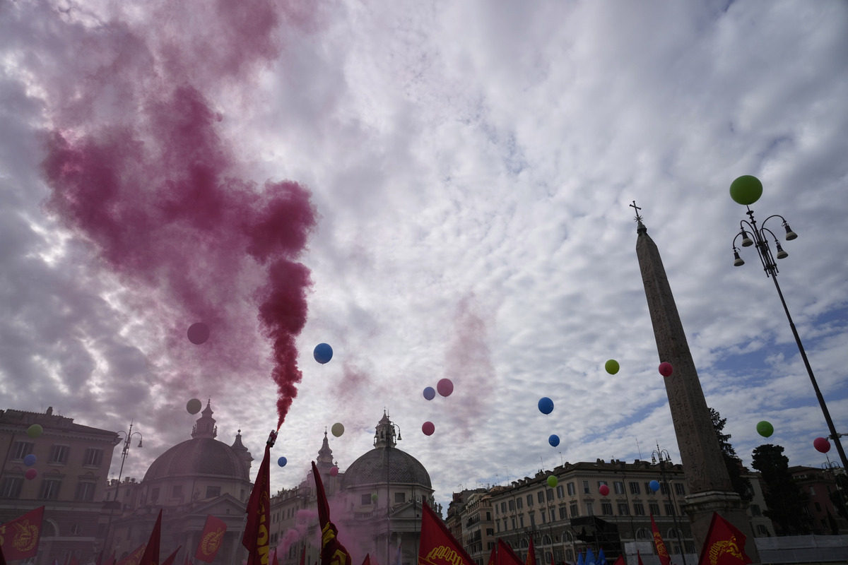 Manifestazione Stellantis a Roma in occasione dello sciopero generale