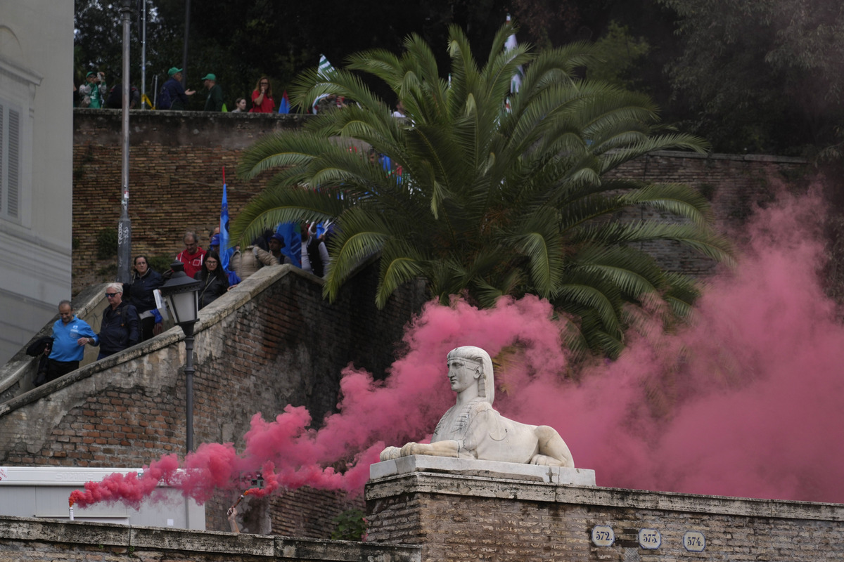 Manifestazione Stellantis a Roma in occasione dello sciopero generale