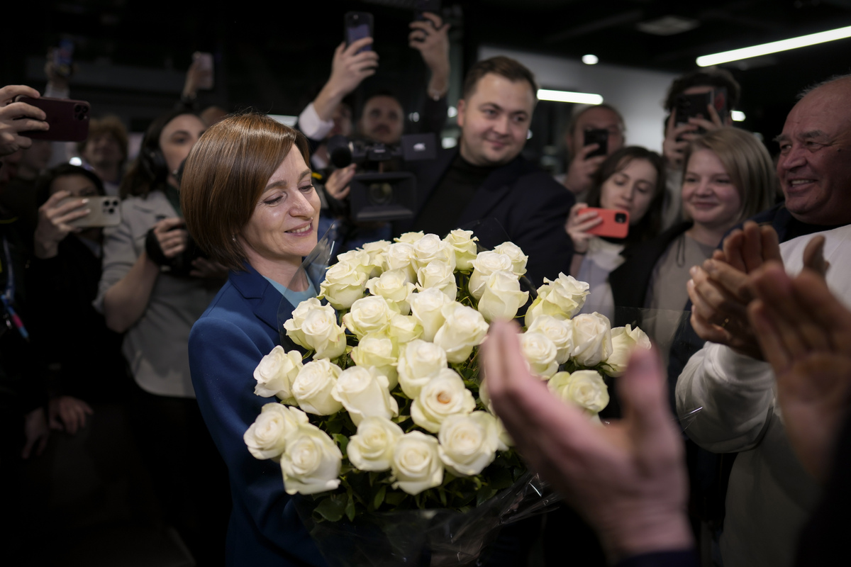 l presidente moldavo Maia Sandu durante le elezioni presidenziali a Chisinau, in Moldavia