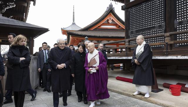 Mattarella: 'Da Russia inaccettabile narrativa nucleare. Pyongyang abbandoni immediatamente programma atomico' - Video