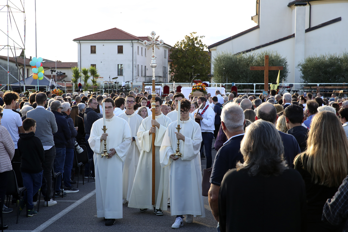 Funerale Sammy Basso