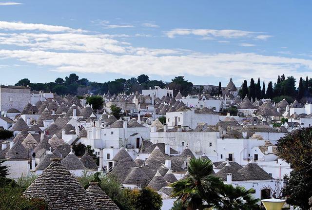 Alberobello, ‘L’insensatezza della guerra’ Consiglio Comunale monotematico