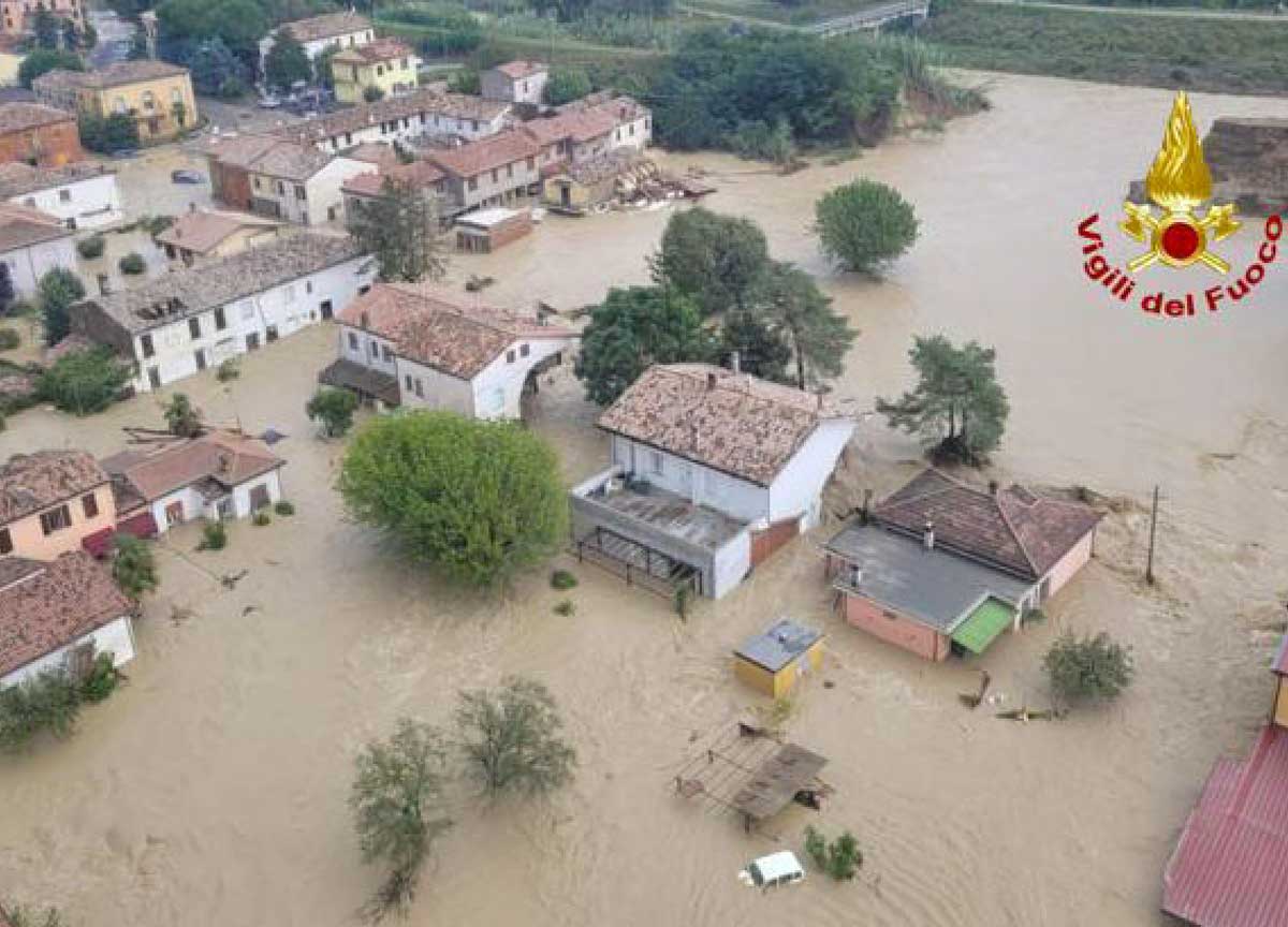 https://www.affaritaliani.it/static/upl2024/allu/alluvione-emilia-romagna1.jpg