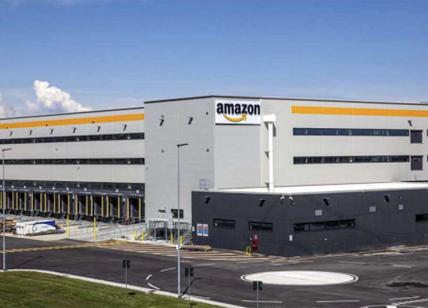 Amazon assume magazzinieri per il suo centro logistico:stipendio da 1760 euro