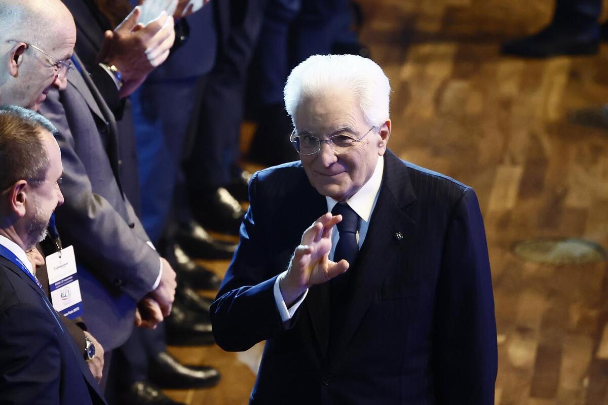 https://www.affaritaliani.it/static/upl2024/asse/assemblea-confartigianato-sergio-mattarella-011.jpg