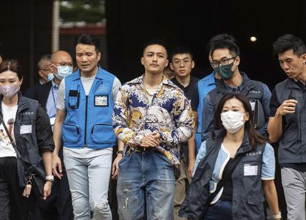Hong Kong, attivisti condannati per sovversione. Proteste fuori dal tribunale