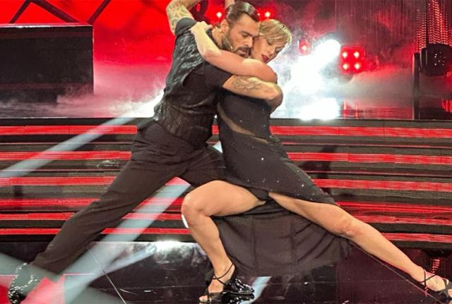 Instagram ballandoconlestelle