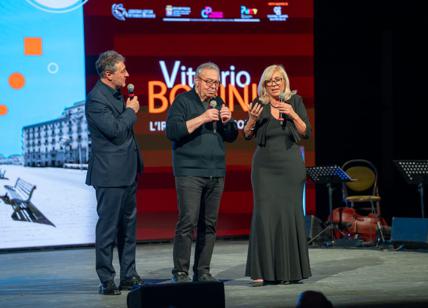 I versi di Vittorio Bodini accendono il futuro dal palco del Kursaal Bari