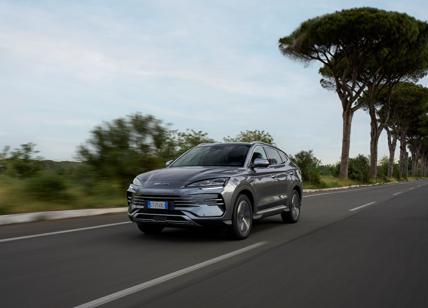 BYD, al Salone Auto Torino 2024 debuttano la YANGWANG U9 e BYD TANG