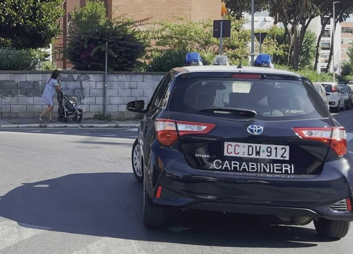 https://www.affaritaliani.it/static/upl2024/cara/0000/carabinieri-casilina-021.jpg