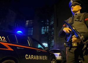 La tana degli spacciatori nei locali occupati del Comune di Roma: blitz della Dia, 6 arresti