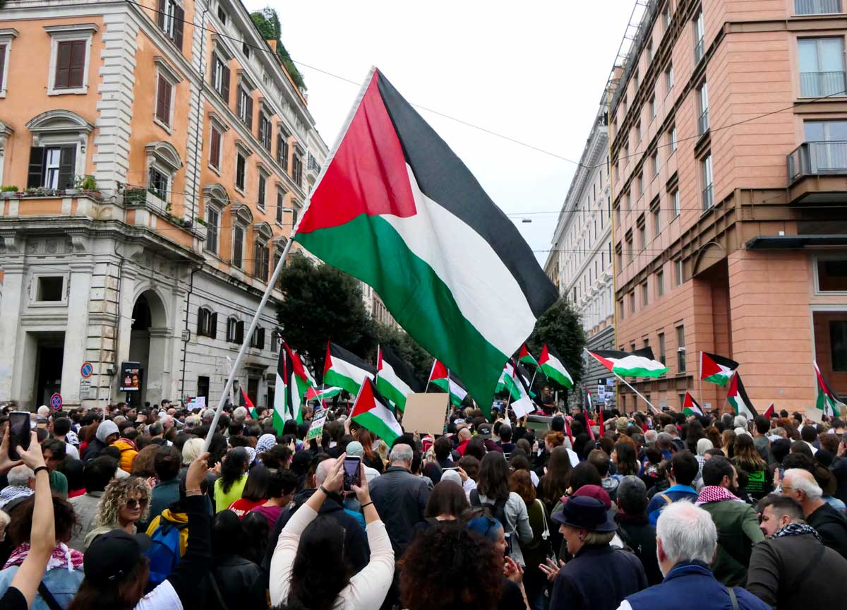 https://www.affaritaliani.it/static/upl2024/cort/corteo-pro-palestina-031.jpg