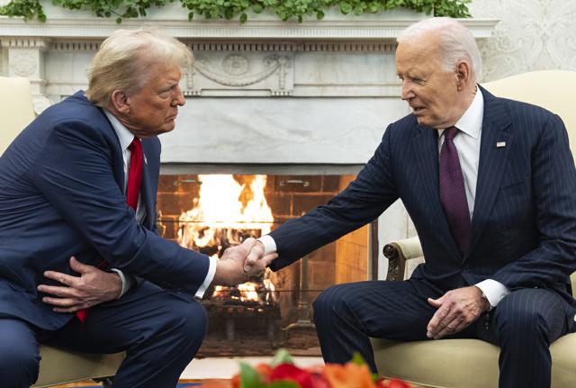 Donald Trump -   Joe Biden