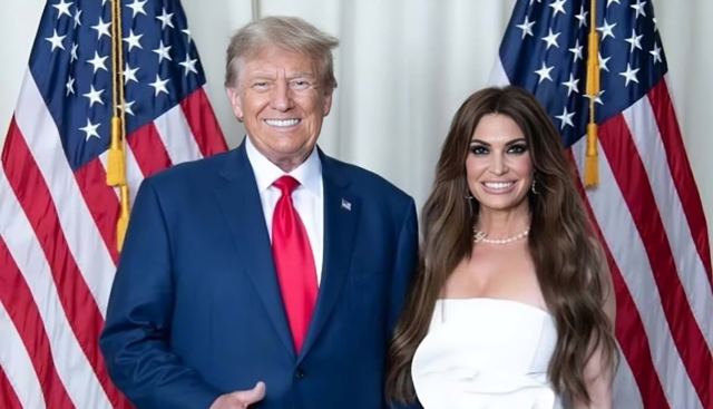 Trump prosegue con la "parentopoli". Nominata pure la fidanzata di suo figlio: Kimberly Guilfoyle scelta come ambasciatrice in Grecia