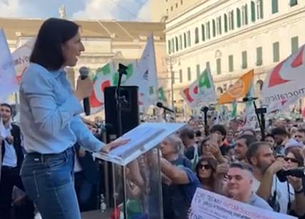 Schlein in Piazza a Genova contro Toti: "Non può tenere la Liguria ai domiciliari"