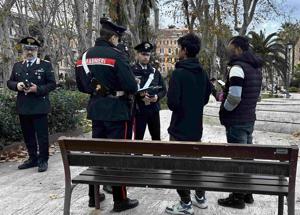 Esquilino zona rossa: 1 arresto e 4 persone allontanate: semi ubriachi disturbavano i passanti