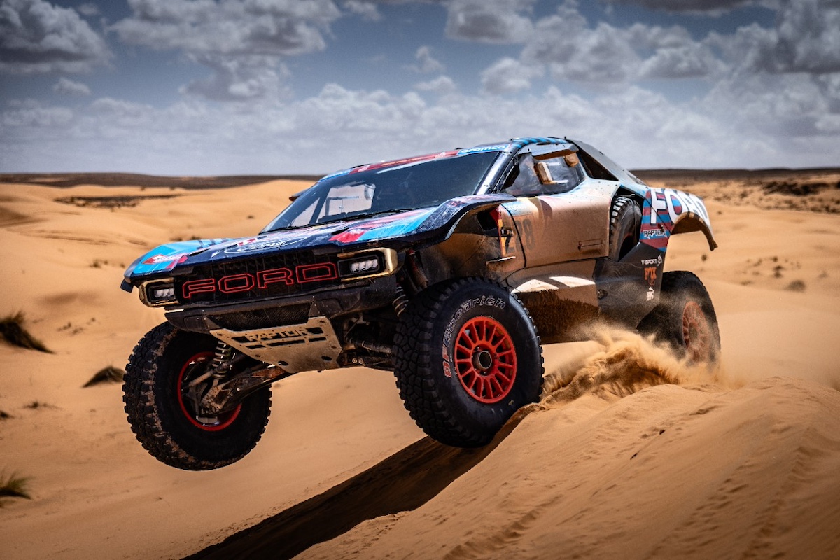 https://www.affaritaliani.it/static/upl2024/ford/0003/ford-dakar1.jpg