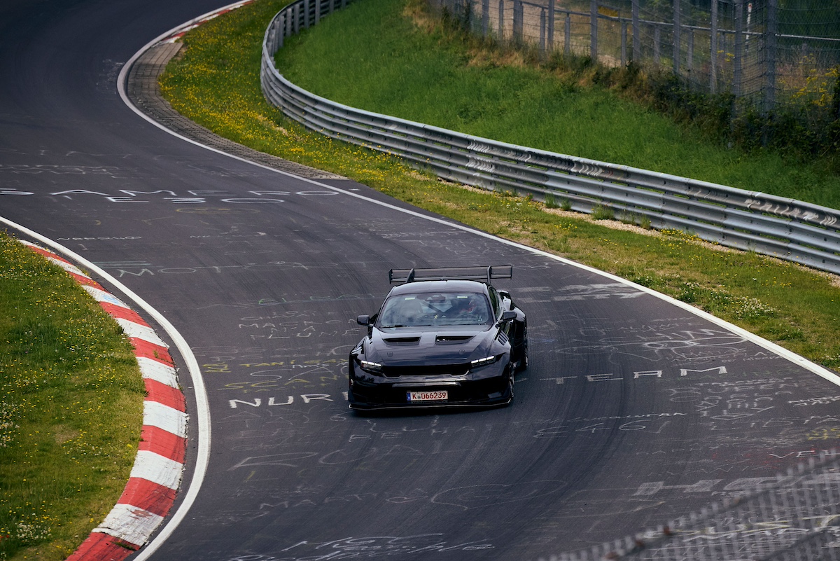 Ford Mustang GTD 2025 record storico al Nürburgring Nordschleife