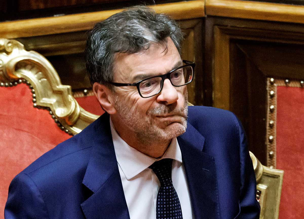 https://www.affaritaliani.it/static/upl2024/gian/0002/giancarlo-giorgetti-021.jpg