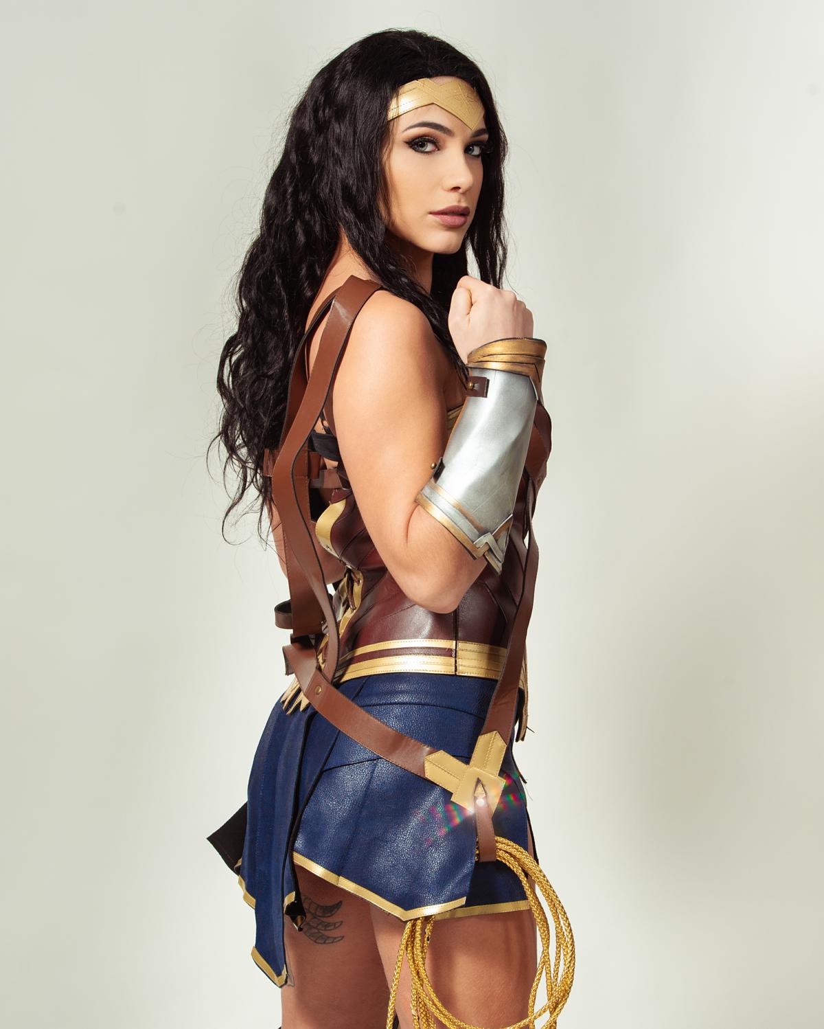 Himorta, wonder woman, Antonella Arpa, Lucca Comics