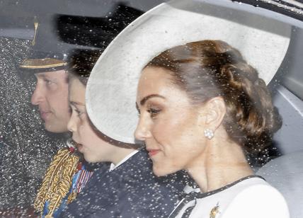 Kate Middleton torna in pubblico dopo la malattia per il compleanno di Carlo