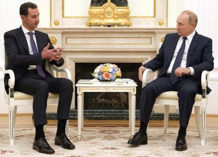 Guerra, Putin "mediatore" riceve Assad a Mosca: "Rischio escalation in Medio Oriente, anche in Siria"