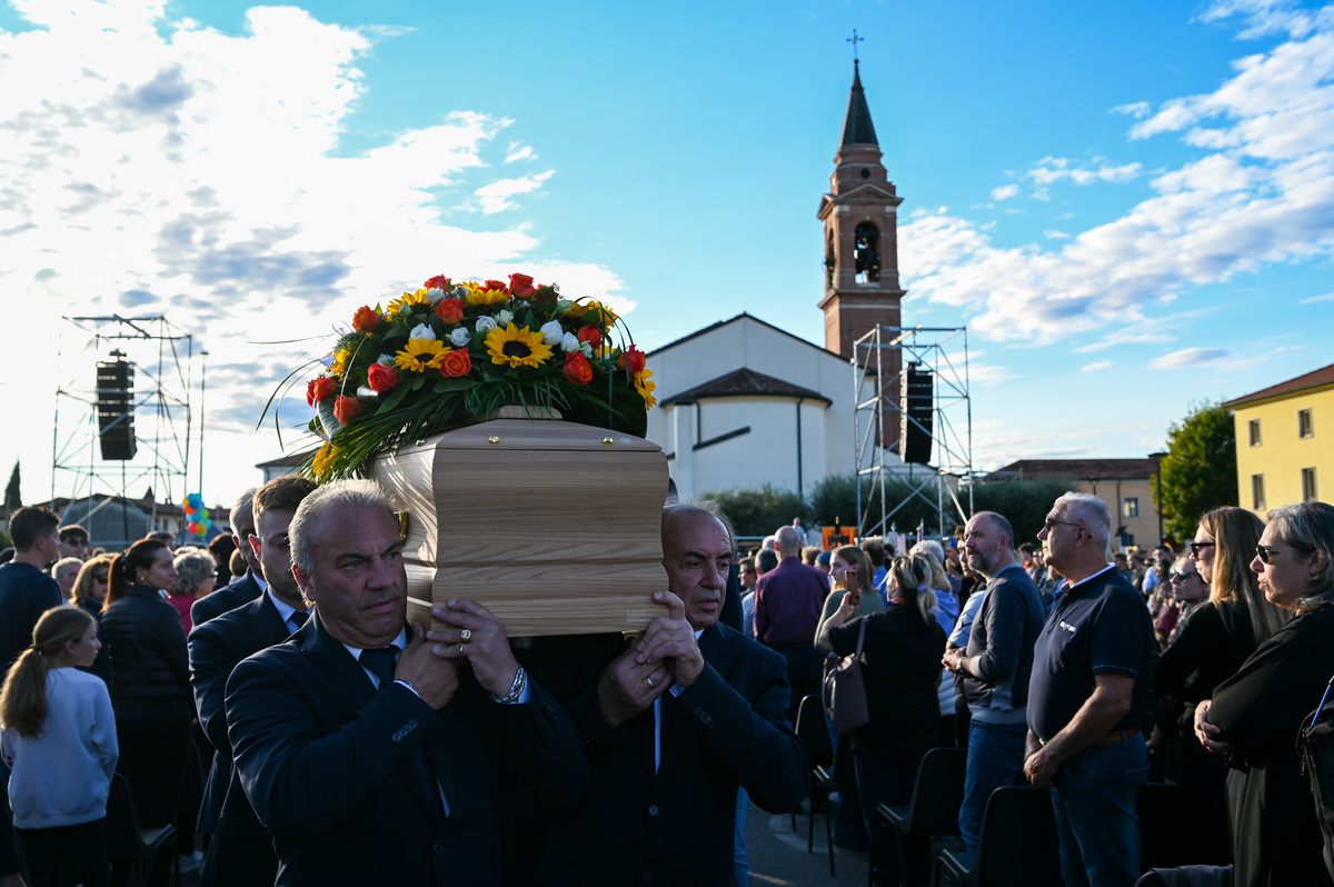 Funerale Sammy Basso