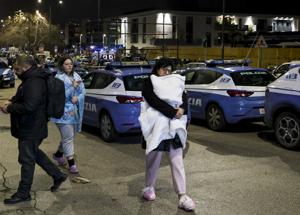 Terremoto a Napoli, fate presto: qualcuno assolva il peccato originale dei Campi Flegrei di Roberta Bonetti