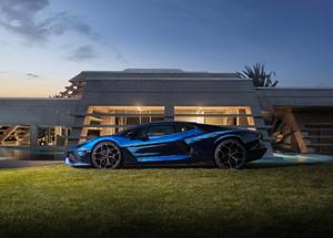 Lamborghini Revuelto opera unica: arte e Innovazione dal mare sardo