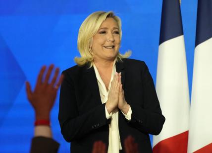 I gollisti si alleano con Le Pen: la Dx francese segue le orme di Meloni