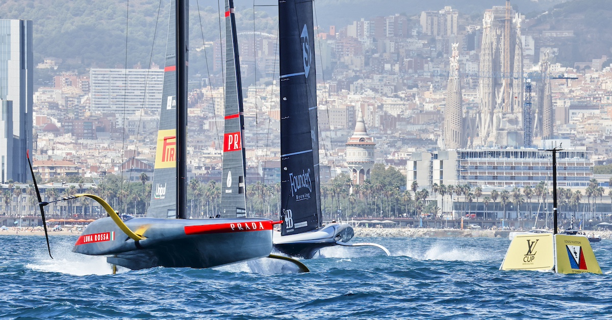 Luna Rossa10