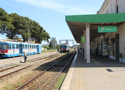 Maglie, 14enne stuprata nei bagni della stazione. Indagati due minori