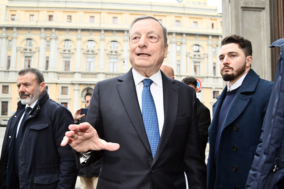 https://www.affaritaliani.it/static/upl2024/mari/0007/mario-draghi-071.jpg