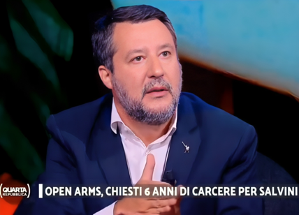 Open Arms, Salvini: “Sono incazzato, ma io non patteggio”. Botta a Toti