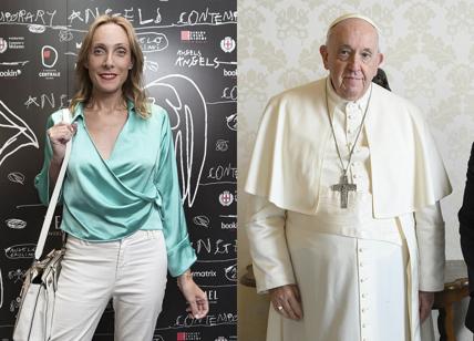Papa, "troppi omofobi nella Chiesa". Parla Romano, candidata transgender Pd