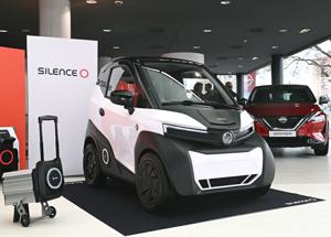 Nissan lancia la Nanocar Silence S04: la micromobilitÃ  elettrica per la cittÃ 