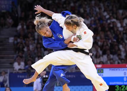 Parigi 2024, furia Italia contro gli arbitri: scoppia la bufera, dal judo a boxe e scherma