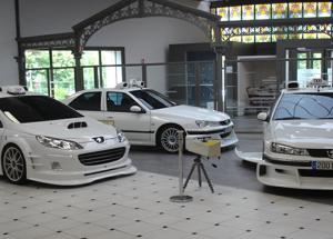 Peugeot 406: da berlina familiare a protagonista d'azione nella saga "Taxxi"