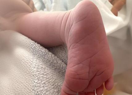 Di Maio è diventato papà, ecco la foto del figlio Gabriel. L'ex capo M5s: "Frutto di un amore straordinario"