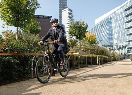 Pirelli e Arval Italia insieme per un innovativo servizio di e-bike sharing aziendale