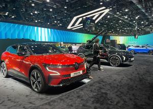 Gruppo Renault al Salone dell'Auto di Parigi 2024: innovazione e mobilità sostenibile